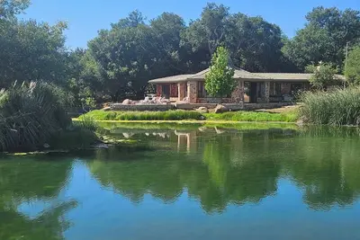 Image de Historic Reagan Ranch Charming 2-bedroom country house with WiFi, Ac in Murrieta