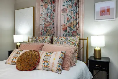 Image de Optimist Abode 1: Chic Stay on Greenway, less than 7 min to NoDa-Midwood-Uptown