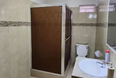 Image de Breezy Bungalow Airport Suite