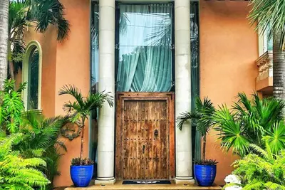 Image de Classic Charm Villa with Private Pool & Garden