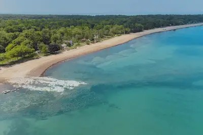 Image de The Lazy Days - 3 cottages - Sleeps 22 - Lakefront on Lake Huron