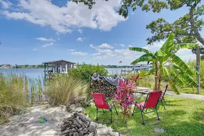 Image de Living Water's: Spacious 4-bedroom house with tons of amenities