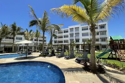 Image de Tropical Condo - Close to Beach and Waterpark!