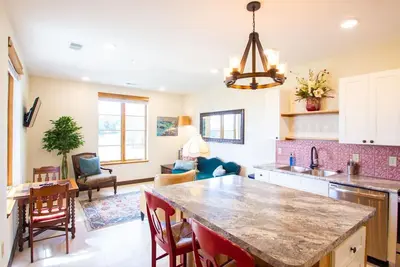 Restful escape with views on the southeast side