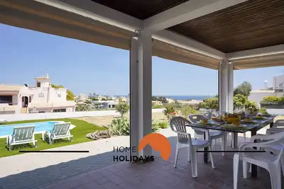 Image de #331 Casa Chico Rita by Home Holidays