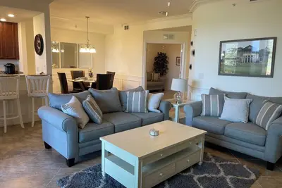 Image de First floor 2-bedroom Veranda in Lakewood National Golf Community.