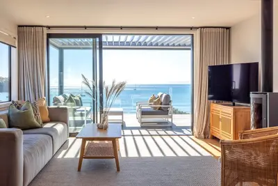 Image de The Iconic | Coast & Country