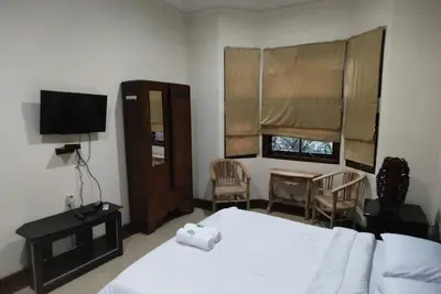 Image de Spacious 7-bedroom house with Ac, WiFi in charming Yogyakarta