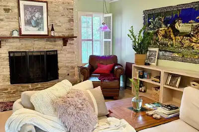 Image de Cozy Space in South Austin w/Lush Backyard