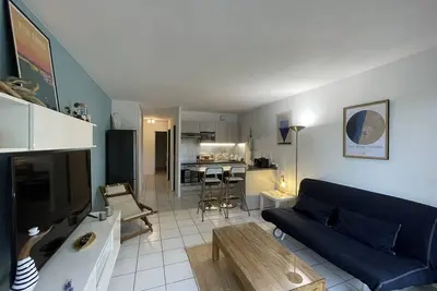 Image de Agréable T2 avec piscine et parking dans résidence