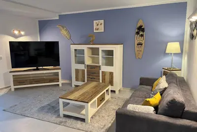 Image de Newly renovated apartment with pool near the beach