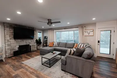 Image de Updated 4/3-bedroom 2-Bath house in welcoming South Ogden