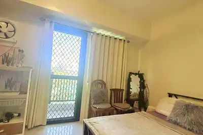 Image de Modern 1br Condo w/ Balcony, Full Amenities & Stunning Views