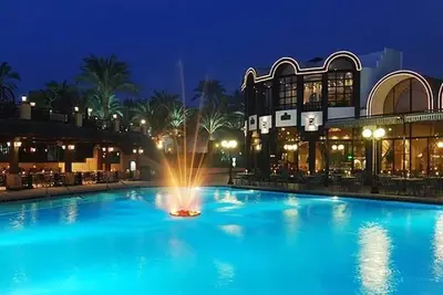 Image de Premier Resort with City Tours, Pool & Spa Days l 2 Relaxing Rooms
