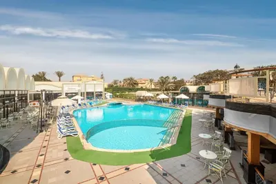 Image de Sphinx Whispers & Sunset Swims: 4 Comfortable Rooms Steps from Timeless Wonders