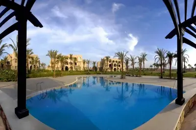 Image de Ultimate Family Getaway l Kitchen, Spa, Tennis, Pools & Beach Access