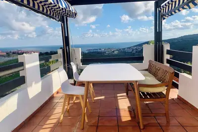 Image de Penthouse avec piscine à Manliva