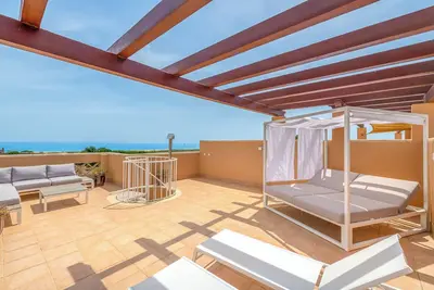 Image de Vista Baia, Meia Praia beach, Roof Terrace with Amazing Sea Views (2a)