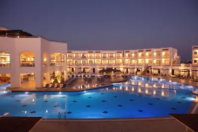 Image de Sharm El Sheikh Getaway | 4 Pool-view Rooms + Spa, Karaoke, Diving & All Meals