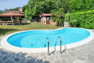 Image de Confortable appartement pour 6 personnes avec Wifi, piscine privée, climatisation, Tv et terrasse