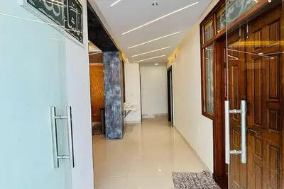 Image de 5 Bedroom Apartment