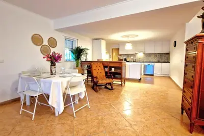 Image de Do you dream of waking up to the soothing sound of the waves, , , ?