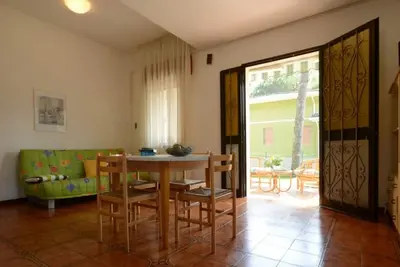 Image de Profitez de la nature et de l'espace dans cette villa spacieuse