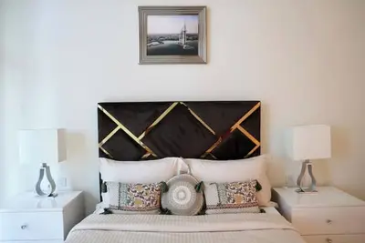 Image de Affordable & Spacious 1 Bhk- 10 Mins to Dubai Mall