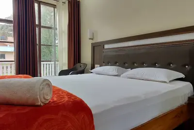 Image de 10-bedroom bed & breakfast in phenomenal Jabalpur New Bhedaghat with Ac