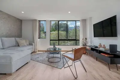 Image de Ep| Central Apt W/Dryer, Modern Design, Dishwasher