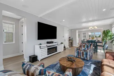 Image de 3br w/ Tesla Ev Charger + Minutes to Ami