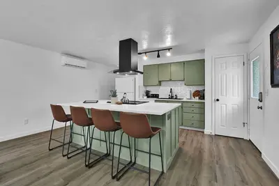 Image de Owyhee Oasis 2 by Boise Airport