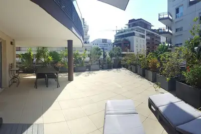 Image de Port Marianne, T2 53m², terrasse 111m², parking, centre ville et plage à 15 min