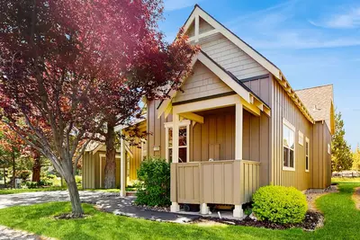 Image de Cozy home w/ patio & bbq grill, access to Eagle Crest Resort amenities