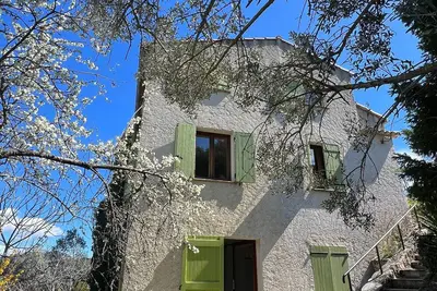 Image de Charming 4+ bedroom Hillside Country house in the Bargemon hills in Provence