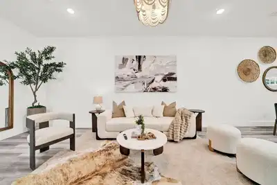 Image de Modern 3br Family Home - 2 Living Areas + Garage - 5 Min to Med Center & Museums