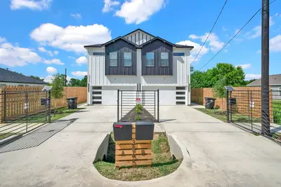 Image de Spacious 6-bedroom townhome with Ac, WiFi in Houston - Perfect for Groups