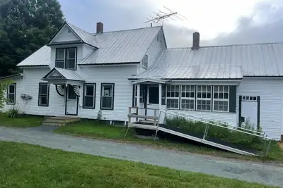 Image de Hubbard Boyle Way an authentic Vermont Farmhouse Retreat in North Danville