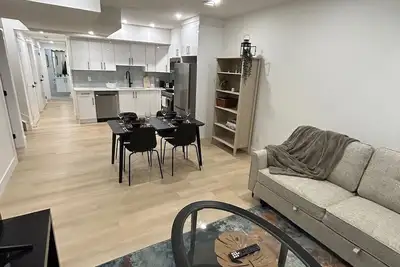 Image de Bright and Spacious retreat