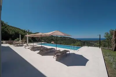 Image de Sea View Family Villa in Montenegro – Private Pool, Nature & Peace