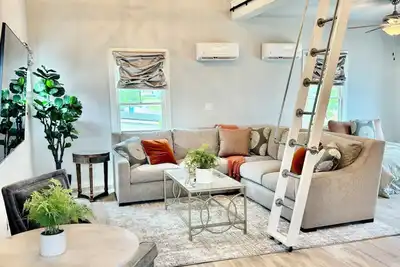 Image de The Cart House•Sleeps 6•Golf  Cart Included