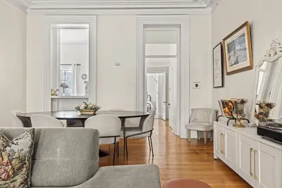 Image de Luxury downtown apt. walk to Troy by Franklin plaza