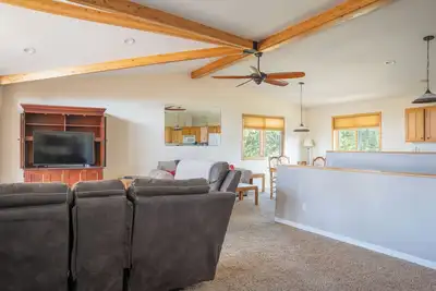 Image de Your Grand County Mountain Retreat w/ Full Kitchen, Trails & Optional Tours