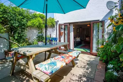 Image de Rose Cottage - 3 Bedroom - Murton Mumbles