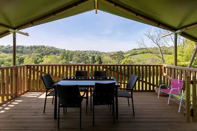 Image de Maple Safari Tent, the perfect family and dog friendly glamping site, Devon