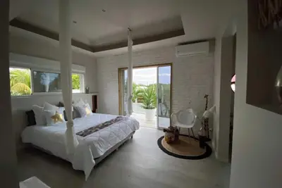 Image de Homerez - Maison charmante au Moule avec jacuzzi