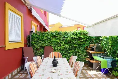 Image de Homerez - Maison charmante à Rota avec piscine