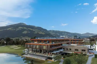 Image de Penthouse exclusif sur le terrain de golf