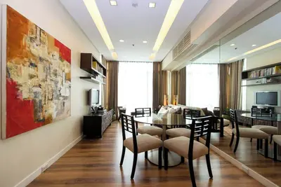 Image de Appartement élégant de 2 chambres dans le quartier chic de Fort Bgc