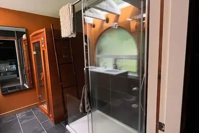 Image de Charming Country Home Nestled in the Woodlands